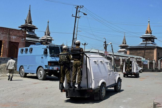 Curfew to continue  across Kashmir 
